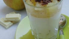 Panna cotta au chocolat blanc et aux pommes