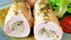 Poulet farci au genièvre