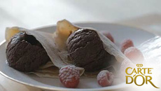 Crêpes au chocolat et crème glacée