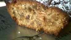 Cake aux fruits confits à la farine de châtaigne