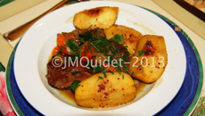 Joues de porc en cocotte et pommes caramélisées