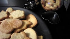 Sablés de Noël à la cannelle et l'huile de noisette