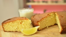 Gâteau au yaourt nature maison