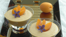 Mousse aux abricots légère et aérienne