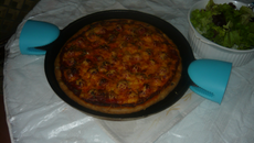 Pizza tomates cerises basilic