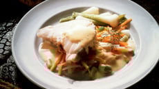 Dos de cabillaud et ses petits légumes