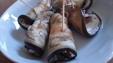 Roulés d'aubergines aux tomates séchées