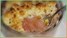 Crumble un peu canadien aux pommes