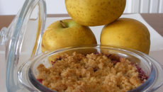 Crumble rustique pomme-cassis
