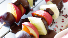 Brochettes de fruits au chocolat