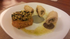 Roulades de poulet farcies de poivron et st-Moret