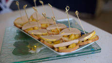 Foie gras sur lit de pommes caramélisées