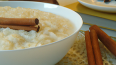 Riz au lait entier et à la cannelle