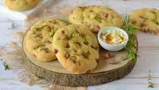 Mini focaccia aux dés de jambon