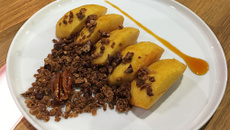 Pommes façon tatin au granola-pécan