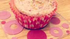 Cupcakes à la poudre d'amandes, glaçage au Kinder Bueno