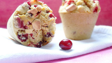 Muffins aux canneberges et chocolat blanc