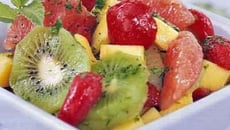 Salade de fruits printanière