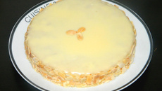 Gâteau au citron glaçage chocolat blanc