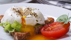 Œufs pochés à la vapeur