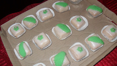 Carrés glacés aux amandes