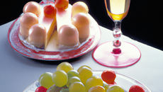 Gâteaux délicieux au vin blanc