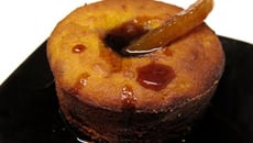 Moelleux au potimarron, aux épices et son coulis d'orange