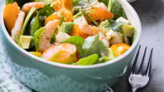 Salade de crevettes pimentée aux abricots