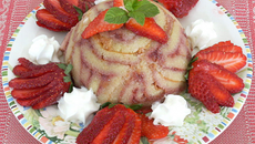 Charlottines marbrées aux fraises