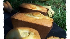 Quatre-quarts au beurre salé et aux pommes