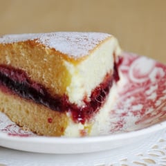 Recette Gateau Leger Et Moelleux Garni De Confiture En Video