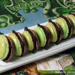 Macarons menthe / chocolat - Sunny Délices