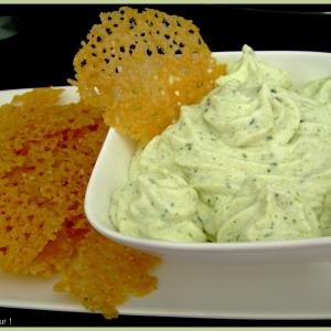 Mousse de courgette et tuiles au parmesan