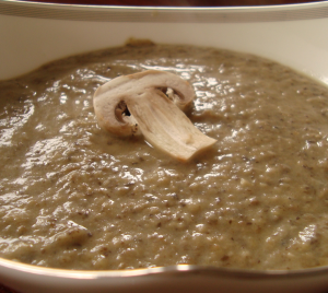 Velouté de champignons à la crème fraîche