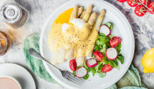 Salade d'asperges blanches, radis