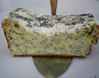 Recette Gateau De Courgettes A La Brousse Et Graines De Pavot 750g