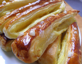 Recette Bredstick Sucre Feuillete A La Creme Patissiere En Video