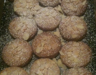 Recette Petits Gateaux Aux Amandes En Video