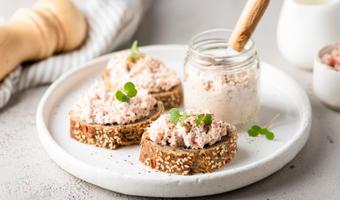 Rillettes au thon, saumon ou maquereau : voici nos 3 recettes express qui sauront ravir vos convives à l'apéritif !
