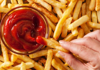 "Stop au ketchup industriel !" : cette alternative maison avec 3 fois rien va changer vos habitudes !