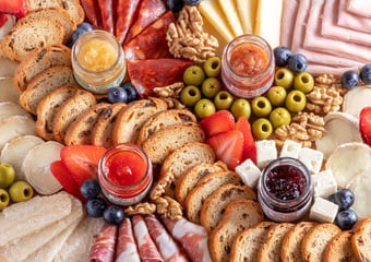 Oubliez la planche apéro, voici le tableau apéro : Noémie Honiat vous partage sa recette originale !