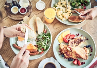 Petit-déjeuner IG bas : 5 idées de recettes gourmandes pour ne plus jamais avoir faim à 11h