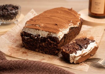 Plus besoin de choisir avec cette recette magique de banana bread façon tiramisu