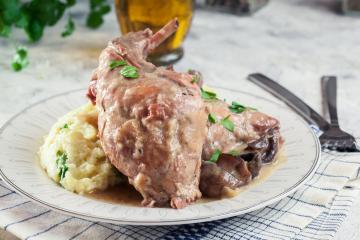 Lapin au cidre et lardons