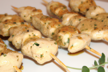 Brochettes de poulet à l'origan Cueillette & Cuisine sauce aux herbes