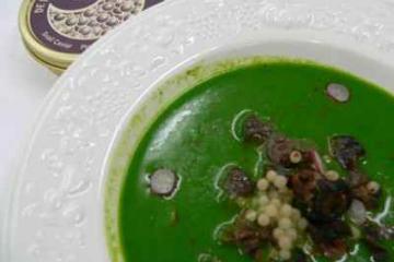 Crème de cresson, escargots et caviar - Chef Damien