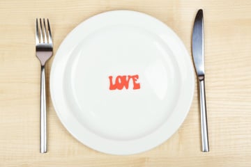 Saint-Valentin : pourquoi nous n’avons pas faim lorsque nous sommes amoureux ?