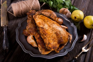 10 idées de recettes de pintade pour votre repas de Noël