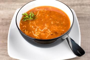 Chaarliya - Soupe de tomate aux pâtes