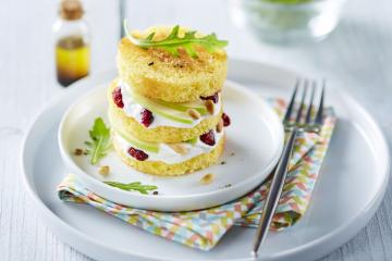 Mille-feuilles de Quatre-Quarts, granny et chèvre frais